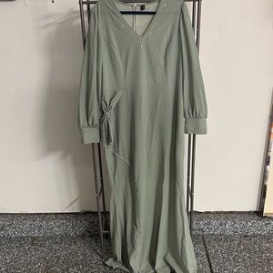 SHEIN Sage Green Maxi Dress with V-Neck and Stud Detail